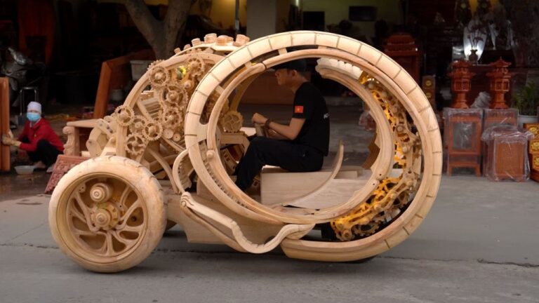 1 This wooden time machine on wheels is turning heads on the streets