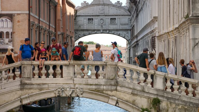 106944523 1632164718635 gettyimages 1234990760 ITALY VENICE